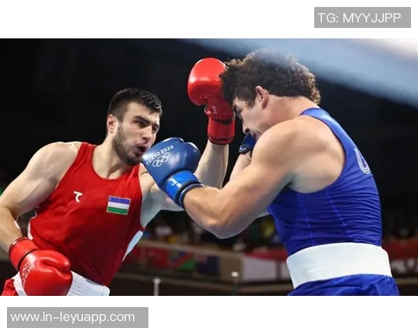 泰森盛赞阿伦内线脚步迅速与他并肩作战感到无比幸运